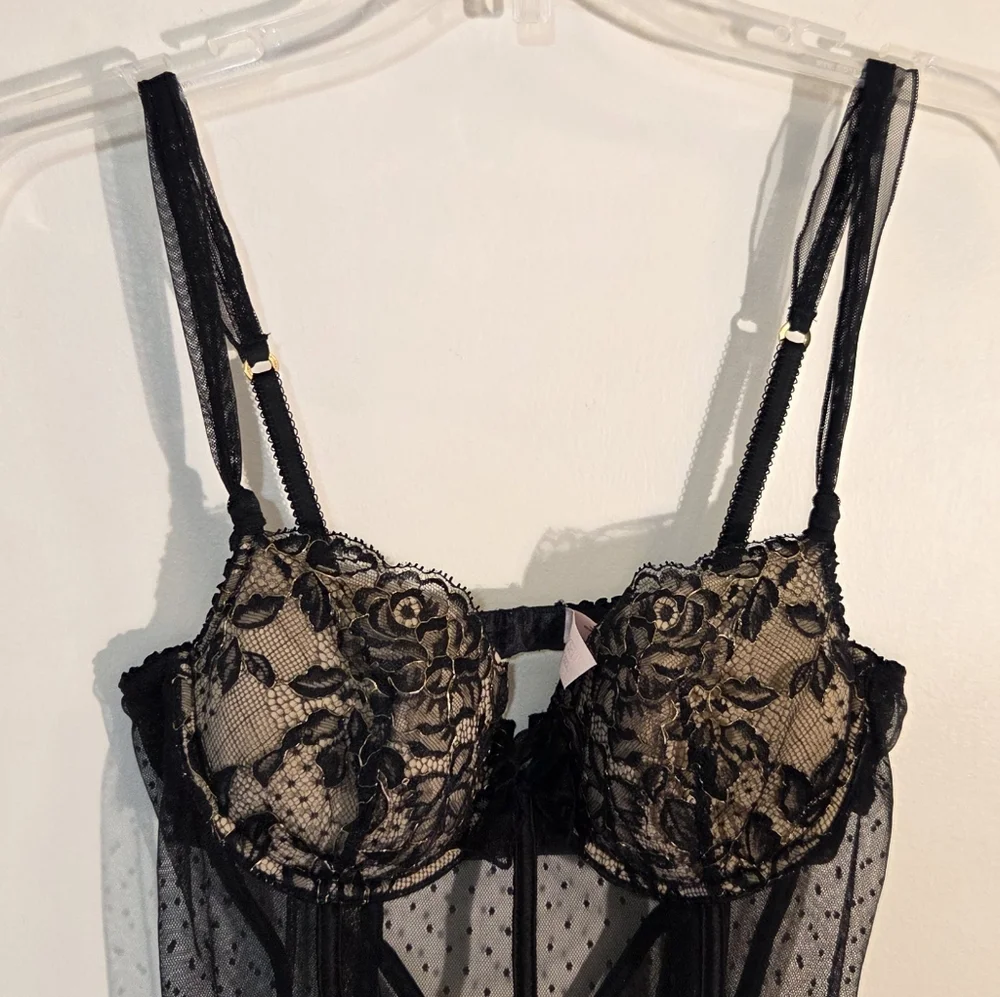 Victoria's Secret Very Sexy Babydoll 36B - Picture 2 of 9